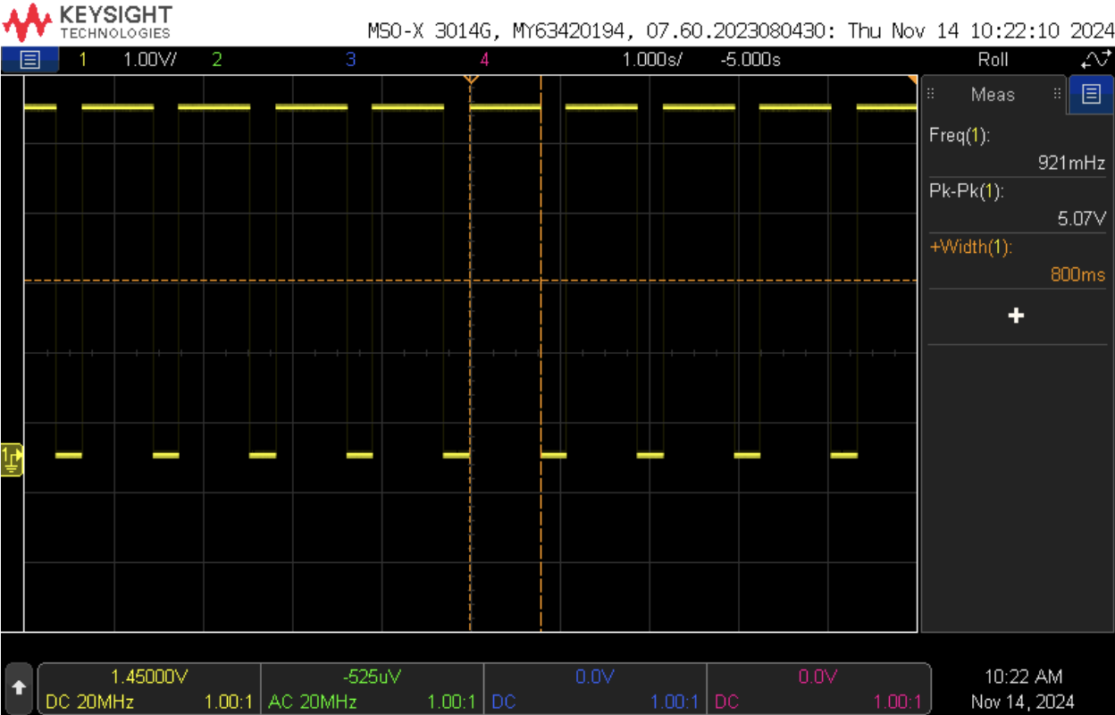 Oscilloscope capture validating the astable LMC555 timing waveform